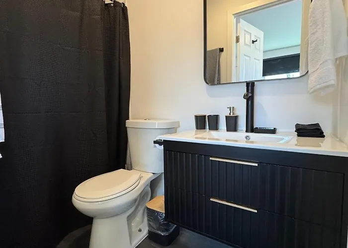 Your Downtown Cozy With Backyard Unit C Phoenix